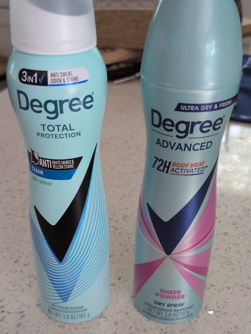 DEGREE Different Dry Sprays Deodorant Anti Stain And Advanced 72 Body Heat